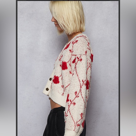 BP218-1🤍❤️NEW! POL pretty Red +cream Floral Cardigan perfect4 desk2date! Wow🎄! - Picture 10 of 11